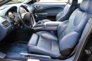 Immagine 9/15 di Aston Martin V12 Vanquish (2004)