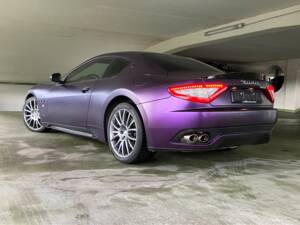 Image 4/8 of Maserati GranTurismo 4.2 (2009)