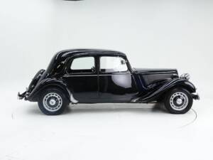 Immagine 15/15 di Citroën Traction Avant 11 BL (1947)