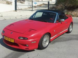 Imagen 1/8 de Mazda MX-5 1.6 (1992)