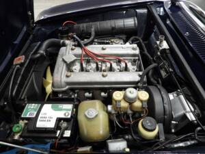 Image 8/10 of Alfa Romeo 1750 Spider Veloce (1970)