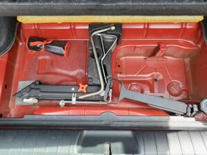 Image 18/19 of BMW 316ti Compact (2001)