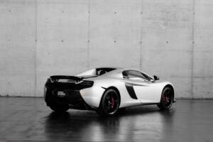Bild 13/50 von McLaren 650S Spider (2016)