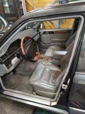 Bild 3/20 von Mercedes-Benz E 320 T (1995)
