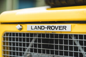 Image 28/98 of Land Rover 109 (1983)