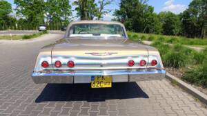 Image 7/21 of Chevrolet Impala Sport Coupe (1962)