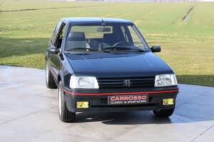 Bild 21/50 von Peugeot 205 GTi 1.9 (1991)