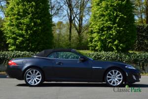 Image 22/50 de Jaguar XK (2012)