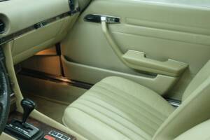 Image 10/50 de Mercedes-Benz 450 SLC 5,0 (1978)