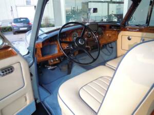 Afbeelding 9/21 van Bentley S3 Mulliner Park Ward DHC (1965)