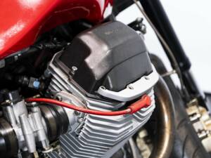 Image 25/50 of Moto Guzzi DUMMY (2005)