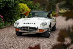 Immagine 11/49 di Jaguar E-Type V12 (1973)