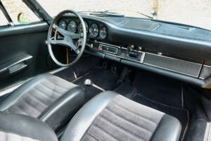 Immagine 32/50 di Porsche 911 2.2 E (1970)