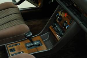 Bild 44/50 von Mercedes-Benz 280 SE (1981)