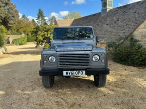 Image 4/50 of Land Rover Defender 90 (2011)