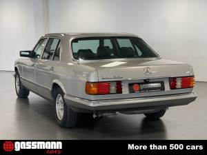 Image 6/15 de Mercedes-Benz 380 SEL (1982)