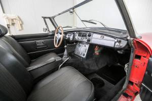 Afbeelding 10/50 van MG MGB (1973)