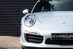 Image 15/57 of Porsche 911 Turbo S (2013)