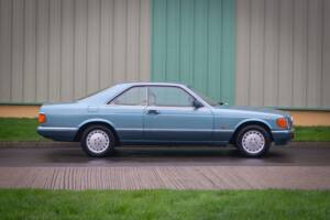 Image 4/31 de Mercedes-Benz 420 SEC (1990)