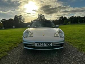 Image 14/54 de Porsche 911 Carrera (2003)