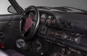 Image 15/31 de Porsche 911 Carrera RS (1992)