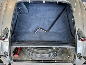 Afbeelding 23/31 van Jaguar XK 120 OTS (Alloy) (1949)