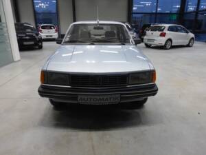 Bild 9/24 von Peugeot 305 (1986)