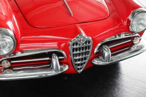 Image 14/50 of Alfa Romeo Giulietta Spider (1962)