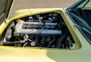 Bild 25/25 von Aston Martin DB 6 Mk II (1971)