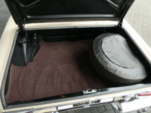 Imagen 21/25 de Mercedes-Benz 280 SL (1969)