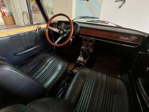 Imagen 34/50 de Alfa Romeo Giulia Nuova Super 1300 (1975)