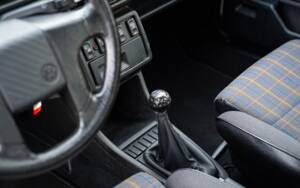 Image 21/48 de Volkswagen Golf Mk II GTi 16V 1.8 (1990)