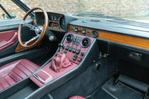 Afbeelding 22/50 van Lamborghini Espada 400 GT (1973)