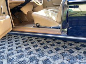 Image 22/52 of Mercedes-Benz 250 S (1967)