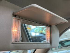 Image 6/50 of Jaguar XJ 8 Sovereign (2000)
