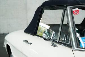 Image 19/50 of Alfa Romeo 1600 Spider Duetto (1966)
