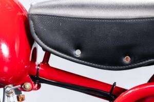 Image 25/27 of MV Agusta 125 TR (1955)