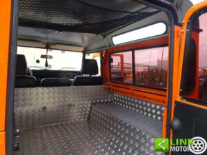 Image 27/38 of Land Rover 90 (1987)