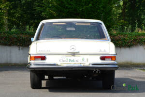 Image 4/49 of Mercedes-Benz 280 SE 3,5 (1972)