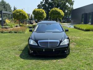 Bild 21/79 von Mercedes-Benz S 500 BlueEFFICIENCY (2011)