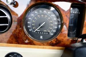 Image 40/50 of Rolls-Royce Corniche III (1990)