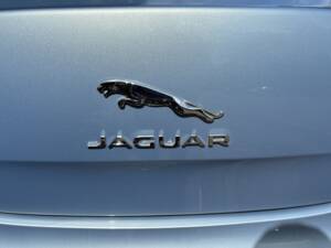 Image 24/50 of Jaguar XJ 5.0 (2011)