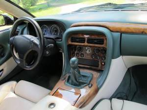 Bild 18/24 von Aston Martin DB 7 Vantage (1999)