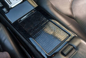 Image 25/33 of Mercedes-Benz SL 600 (2002)