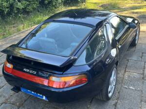Imagen 9/26 de Porsche 928 GTS (1995)