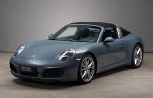 Image 1/37 of Porsche 911 Targa 4S (2016)