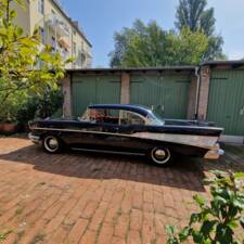 Image 2/144 of Chevrolet Bel Air Hardtop Coupe (1957)