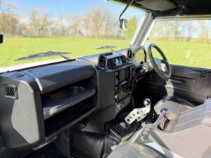 Afbeelding 2/12 van Land Rover Defender 90 (2014)
