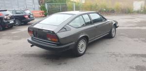 Image 5/30 of Alfa Romeo GTV 6 2.5 (1981)
