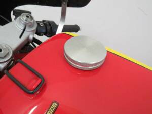 Afbeelding 17/43 van Ducati 600 TT2 (1982)